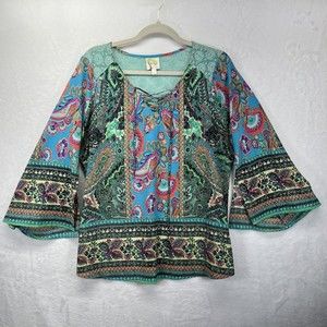 Fig and Flower Top Women's Large Mixed Media V Neck Lace Back Floral Paisley